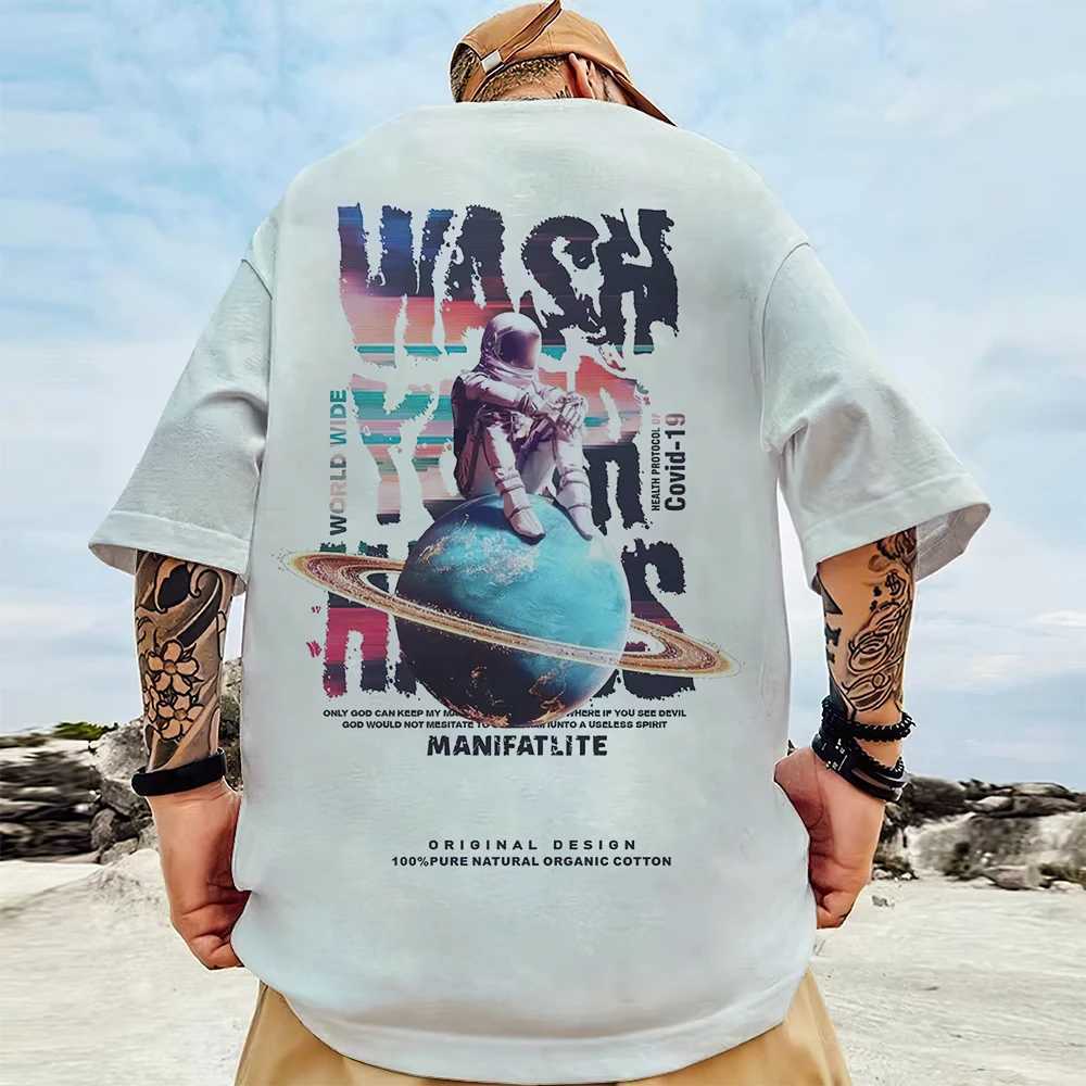 2024 Mens T-shirt 3D Starry Sky Astronaut Print Mens Loose Mens T-shirt Street Short Sleeve TopXJ250409