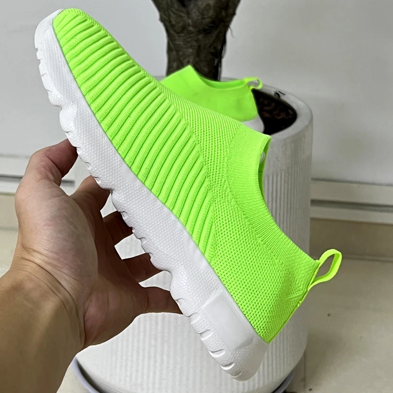 Women Shoes Knitting Sock Sneakers Women Spring Summer Slip On Flat Shoes Women Plus Size Loafers Flats Walking Shoes 2024 250402