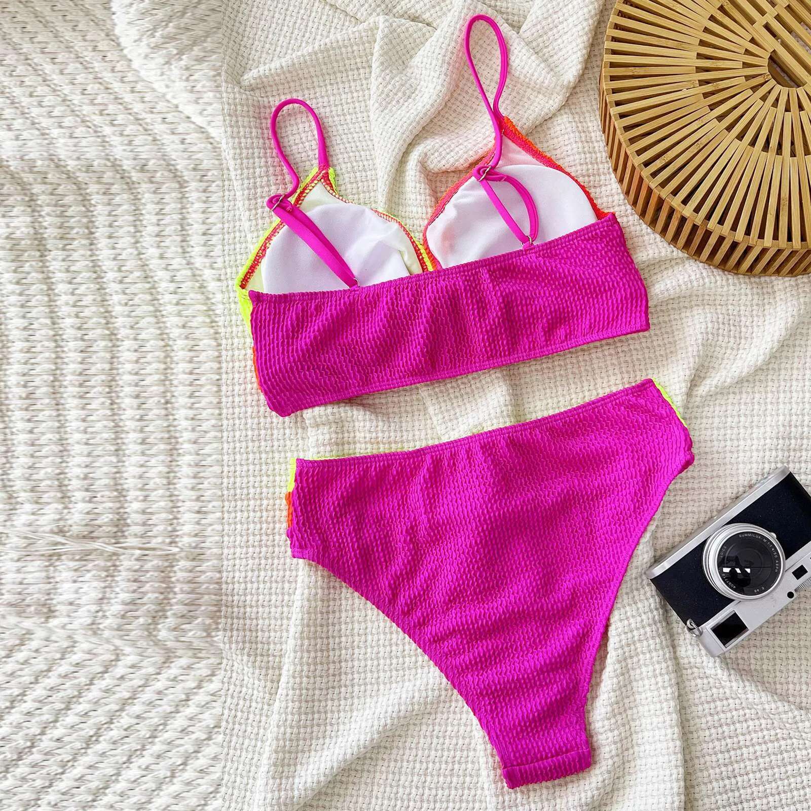 Dongdumaoyi Sexy Hot Pink Contrast Bikini Set Women Front Bow Cross Push Up Pad High Waist Swimsuit Beach Bathing Suit Holiday Swimwear