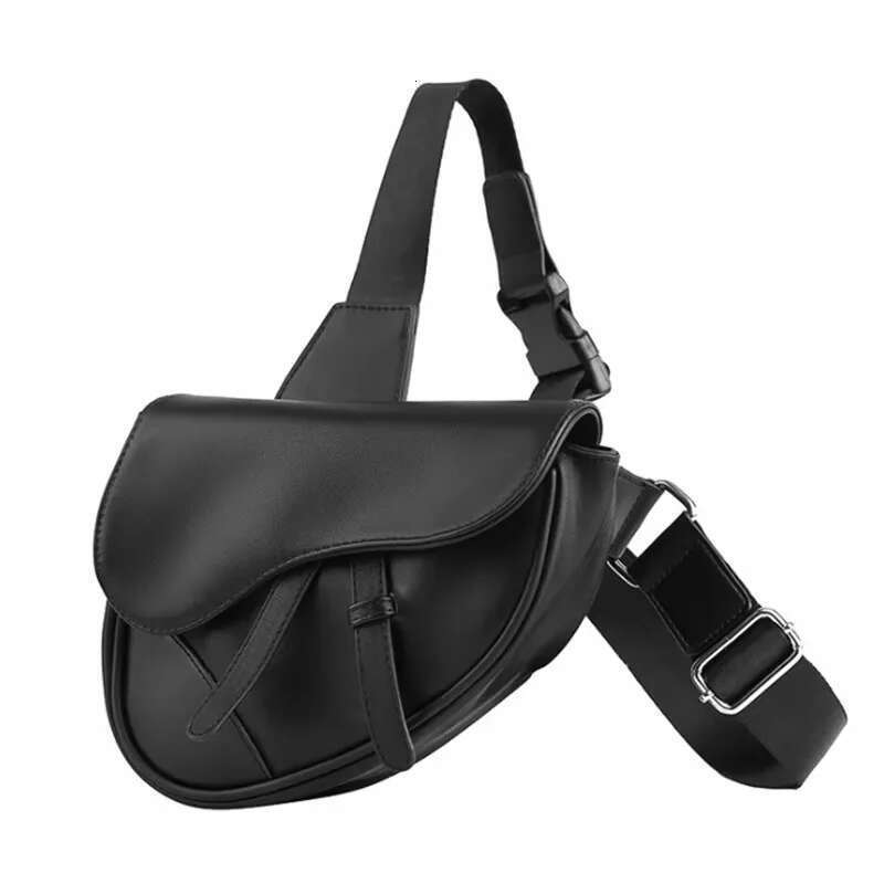 Fashion Saddle Men Bags Anti-Theft Shoulder Messenger Mens PU Leather Crossbody Chest Bag Waist Pack Male