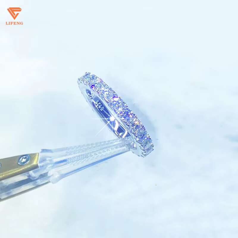 Hip Hop Jewelry Custom Designed White Color 925 Silver Finger Ring Elegant Bright Shimmering Luxury Rings Party