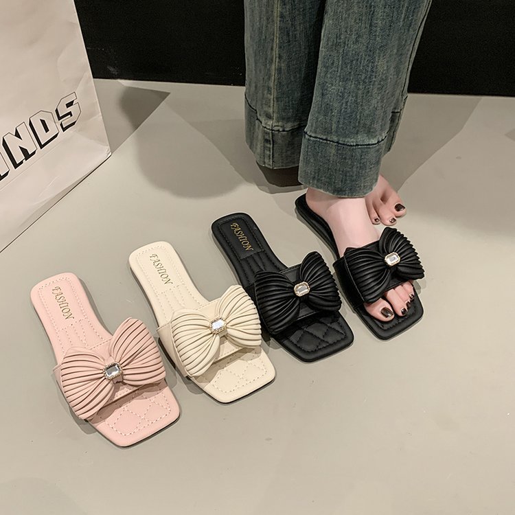 Women's 2025 summer new plus-size women's shoes comfortable flat shoes wear fairy small fragrant wind flip-flops shoe size 35-43