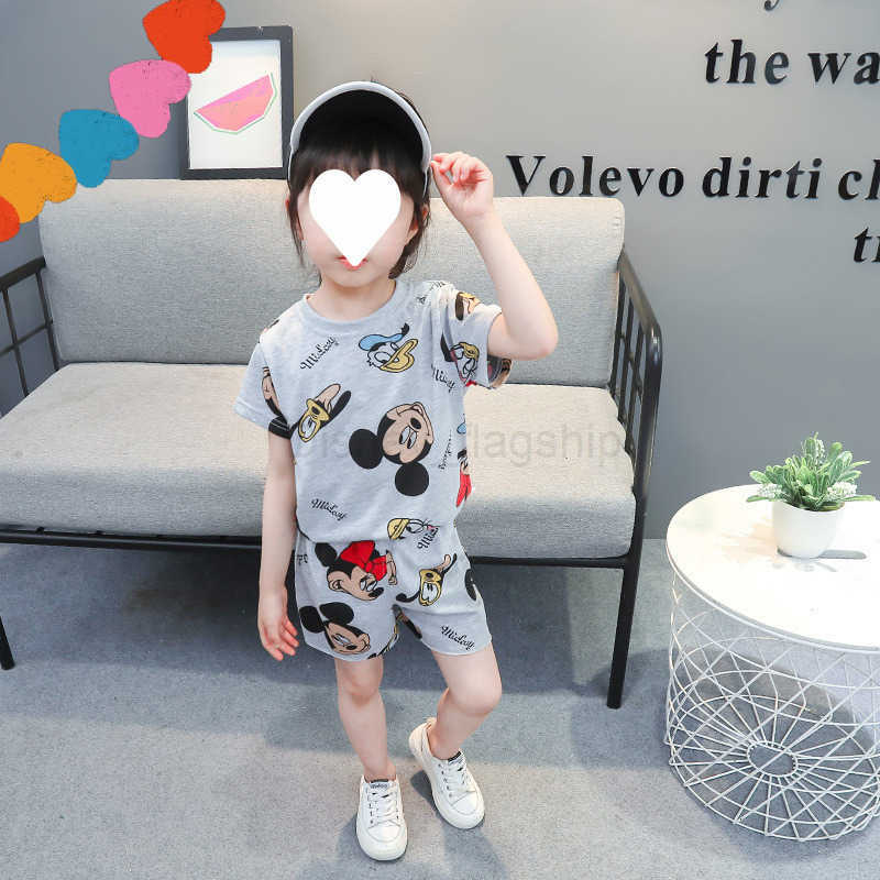 Disney 2025 New Summer Mens and Womens Sports Cotton Set 5 Childrens 1 Western Cartoon Printed 2-piece Set 3 Short Sleeves 4T Shirts ShortsXJ250409