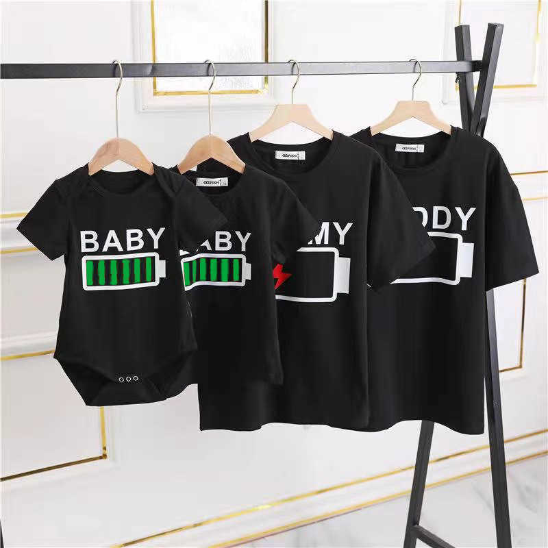 Parent child outfit for outdoor wear home leisure loose short sleeved fashion Korean version fun battery printed family of three S2548