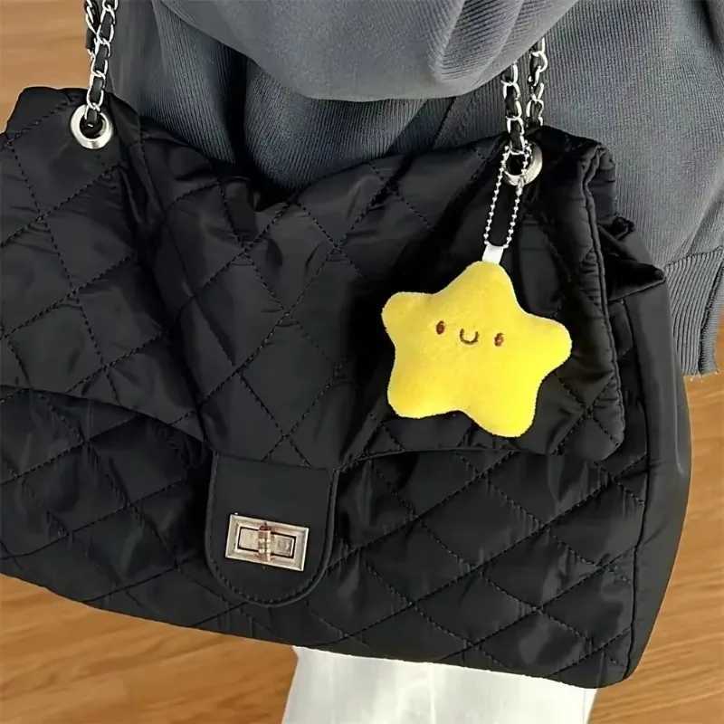 Cute star plush toy keychain girl fluffy soft cute backpack bag pendant practical mini yellow keychain charm keychain giftXJ250409