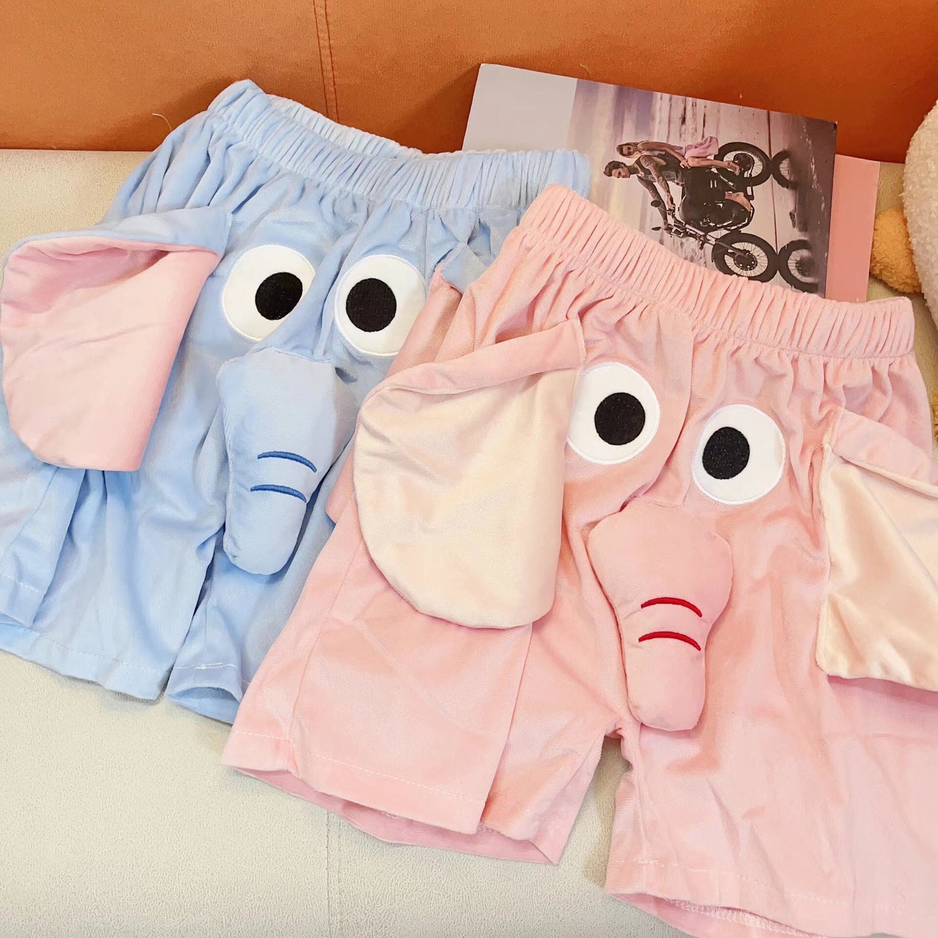 2025 New Designer Men Shorts Elephant Shorts Couple Outfit Spring And Autumn Students Funny Sleeping Pants Internet Famous Big Underwear With Squeakin