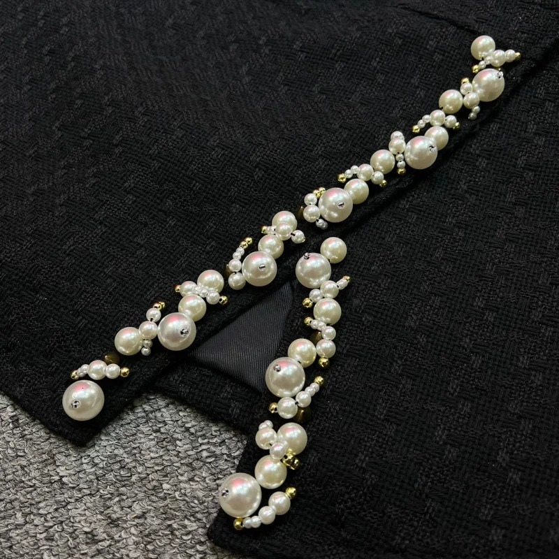 Small Fragrant Pearl Buttons Short Tweed Coat Women Autumn Winter Diamond Tweed Skirt Women Elegant Two Piece Set 251105