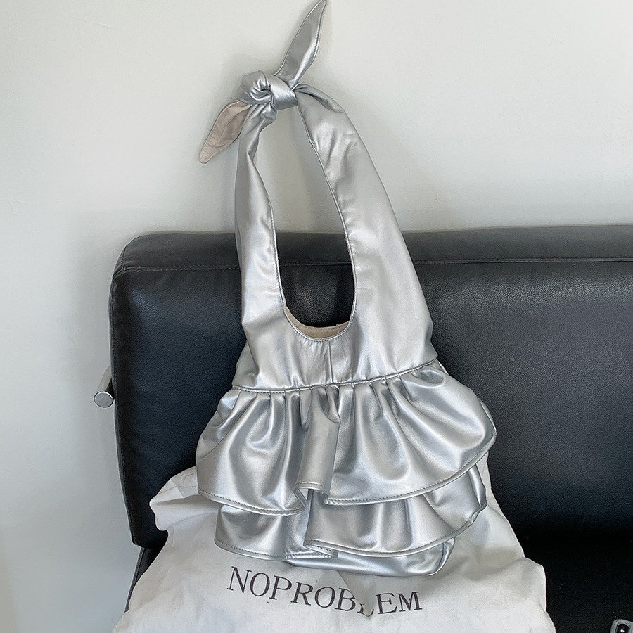 Shoulder Bags Lotus leaf edge fashion cloud bag summer new soft leather large capacity pleated bag