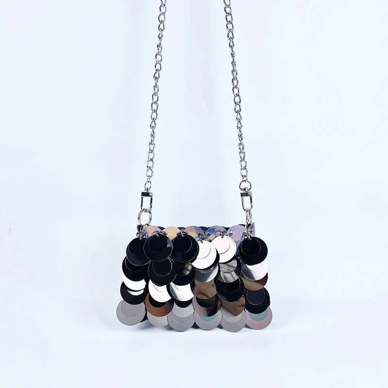 Fashionable And Popular Niche Design, Unique Women's Dinner Sequins, Metal Chain, Single Shoulder Crossbody Bag