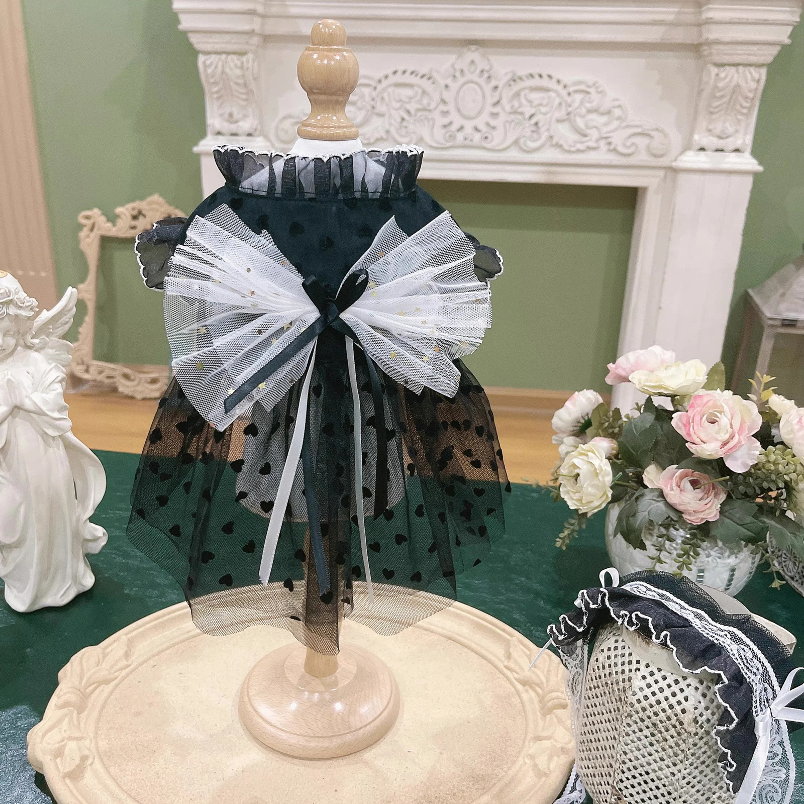 Summer Pet Dog Clothing Fashion Black and White Cotton Lace Bow Flower Strap Dress Suitable for Small and Medium Sized Dogs Chihuahua Puppies 250409