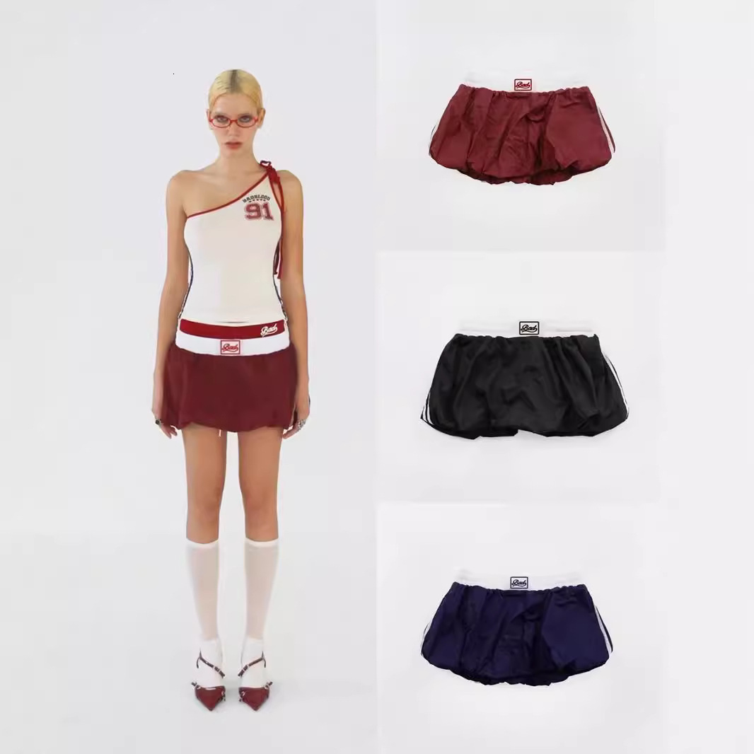 2025S Designer Shorts For Women Korean Badblood Short American Spicy Girl Flower Bud Half Sexy Fluffy Versatile Low Waist A Line Skirt Beach Pants