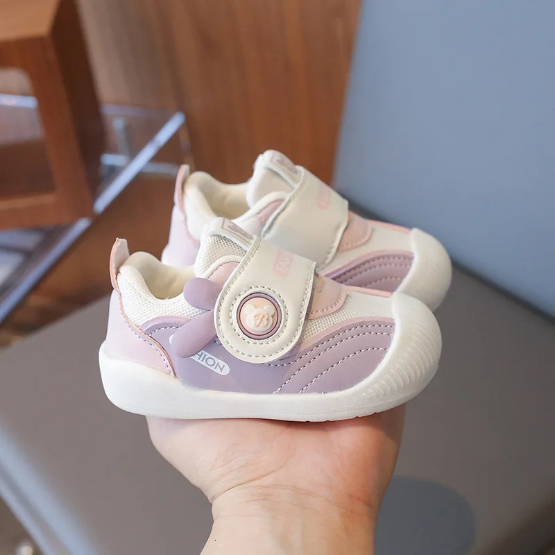 Soft and breathable baby shoes autumn baby shoes born first mover toddler sports shoes baby boys and girls casual walking shoes 250409