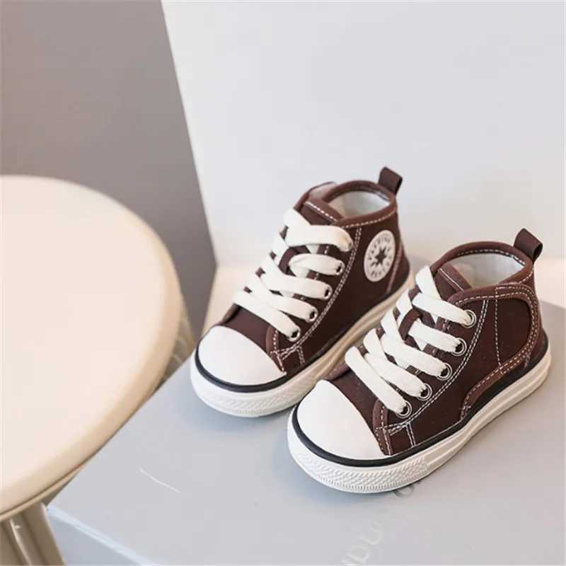 2024 new baby shoes canvas high top childrens casual shoes with soft rubber soles fashionable little boys and girls sports shoes X250409
