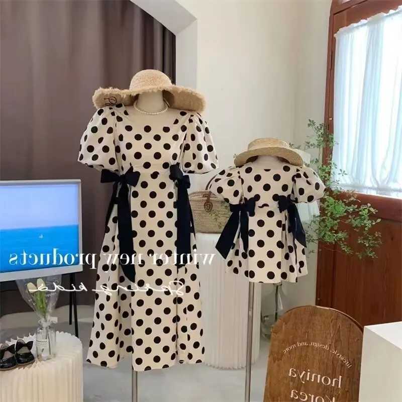Match Family Dress 2024 Point Mother Daughter Dress Short Sleeve Girl Big Sister Mother Child Family Match Dress S2548