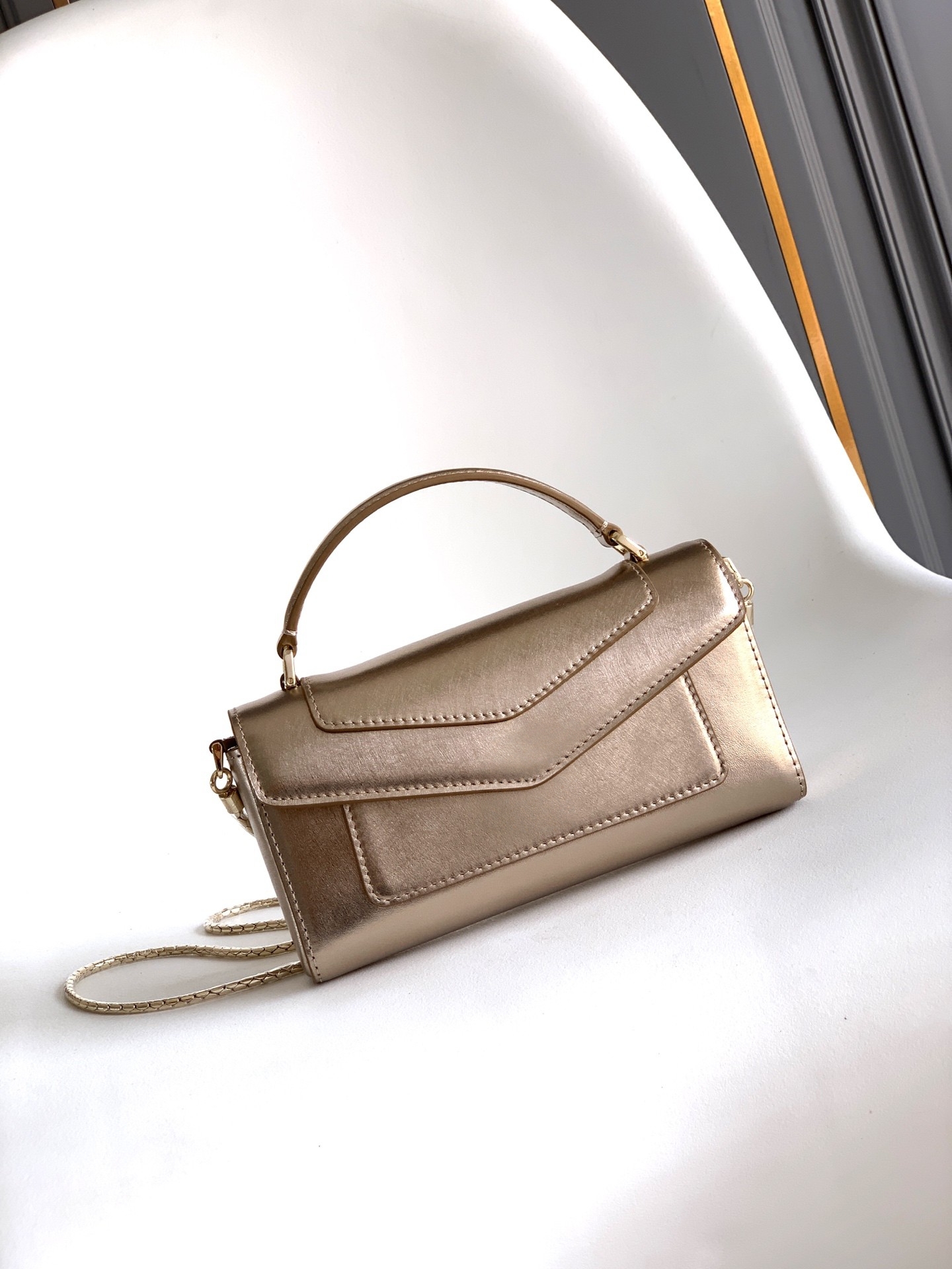 251108-2 Master Genuine Leather Women Handbag Mirror quality Shoulder Tote Shopping Lambskin Designer Bag