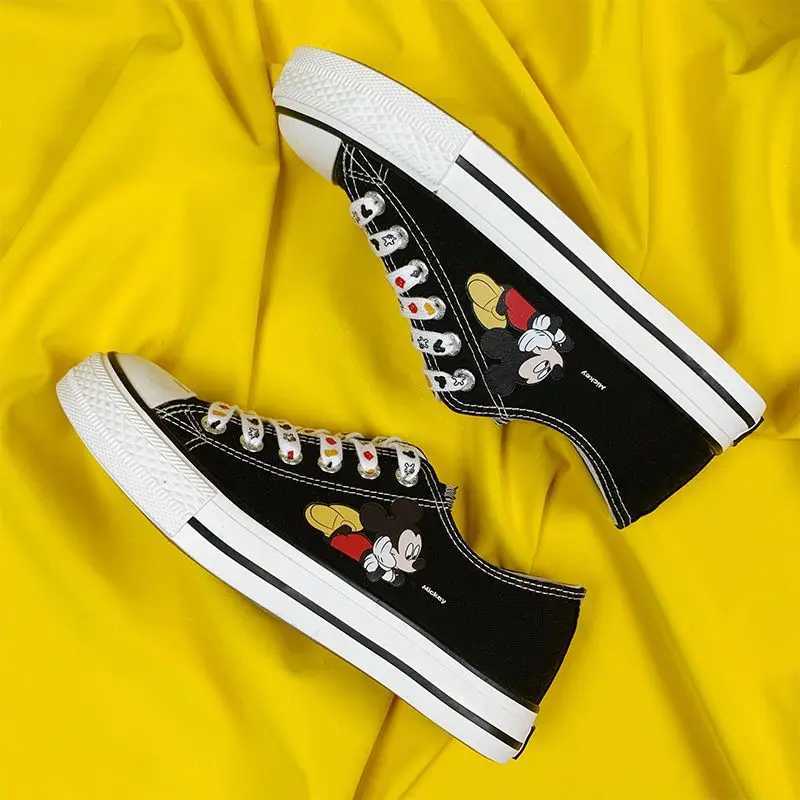 Cartoon Canvas Shoes Little White Sports Shoes Girl Couple with Summer New Casual Shoes X250409