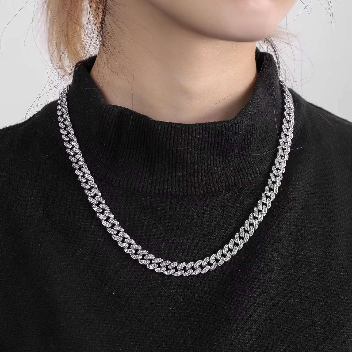 20 22 24 inch chain buckle necklace for both men women, featuring European hip-hop style, Christian alloy, and personalized gifts