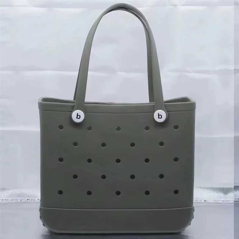 Extra Large Boggs Beach Bag Summer Travel EVA Beach Basket Womens Picnic Handbag Hole Waterproof Handwashing Bag Shoulder BagT2504095