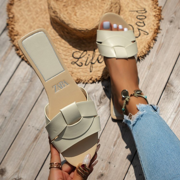 Women 2025 summer new fashion slippers outside wearing plus-size casual all-in-one blue denim flat sandals women