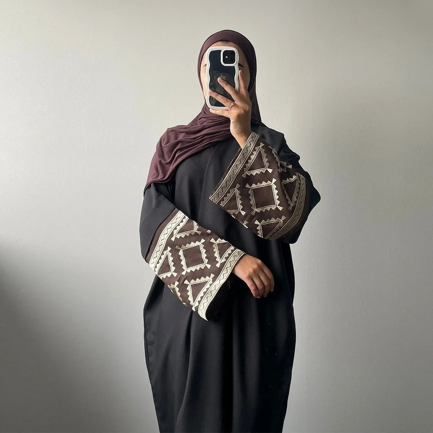 Middle Eastern style fashionable ed cardigan Dubai Saudi Arabia Muslim ethnic women Abaya 250409