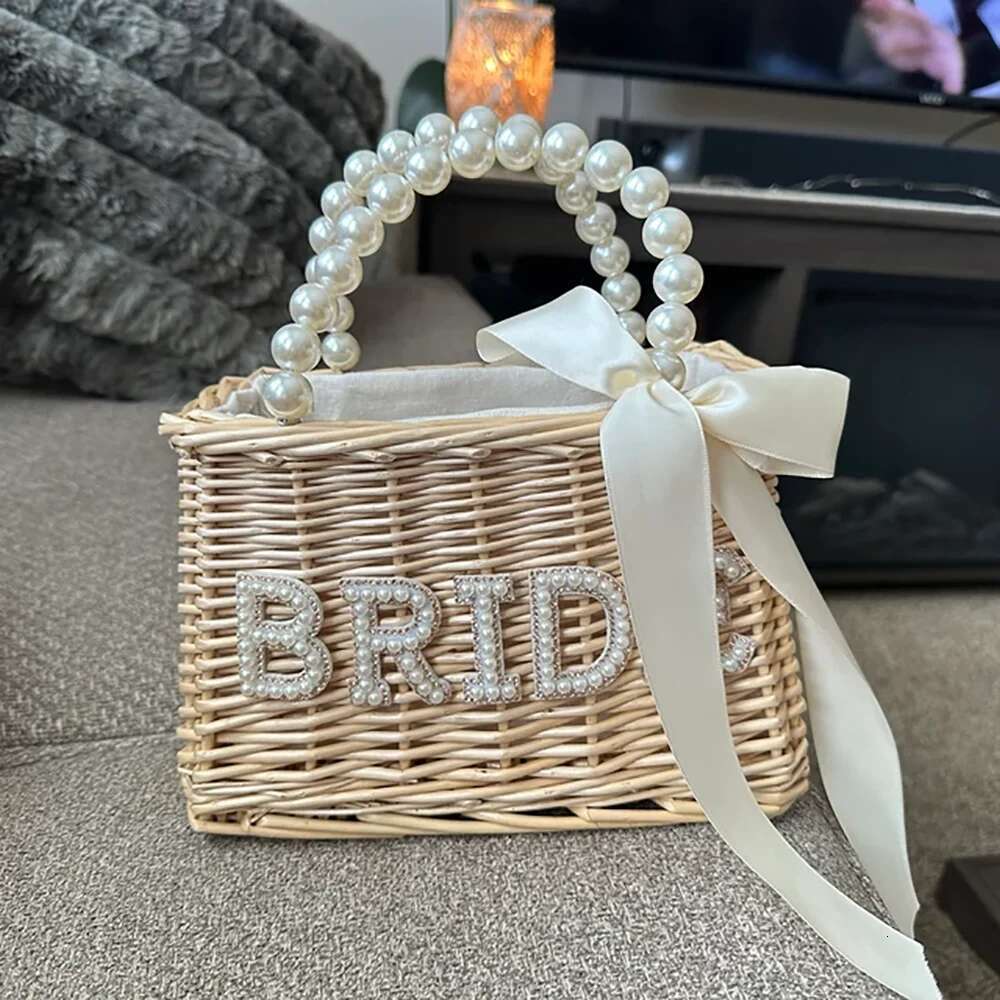 Wedding With Pearls Handle Straw Bag Wifey Mrs Honeymoon Bride Gift Bridal Shower For Party Decoration Supplies Favors