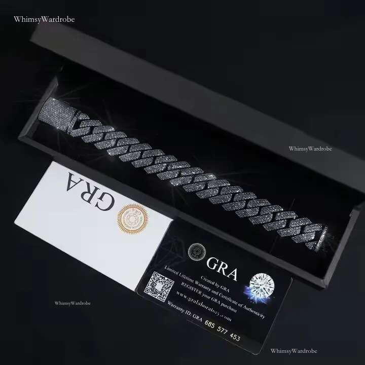 High-Grade Sier Cuban Chain Necklace for Men 20MM Width with Premium Moissanite Details