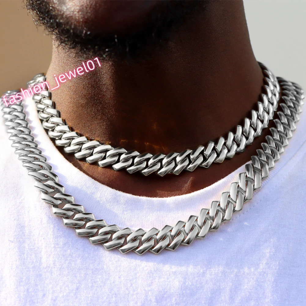 2023 New Miami Men Cuban Chain Chunky Necklaces Hip Hop Luxury Black Gold Silver Color Plated Metal Necklaces Jewelry Wholesale
