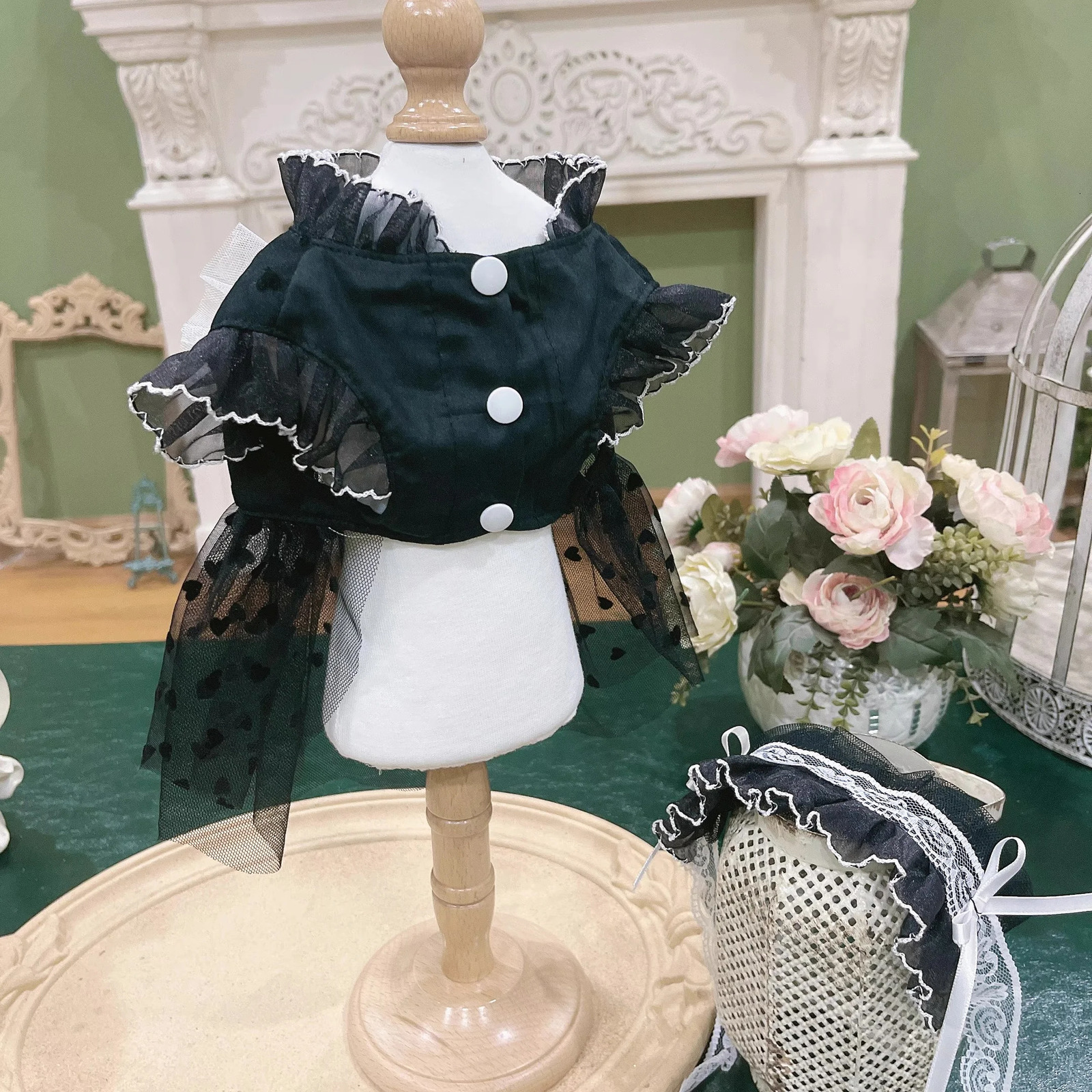 Summer Pet Dog Clothing Fashion Black and White Cotton Lace Bow Flower Strap Dress Suitable for Small and Medium Sized Dogs Chihuahua Puppies 250409