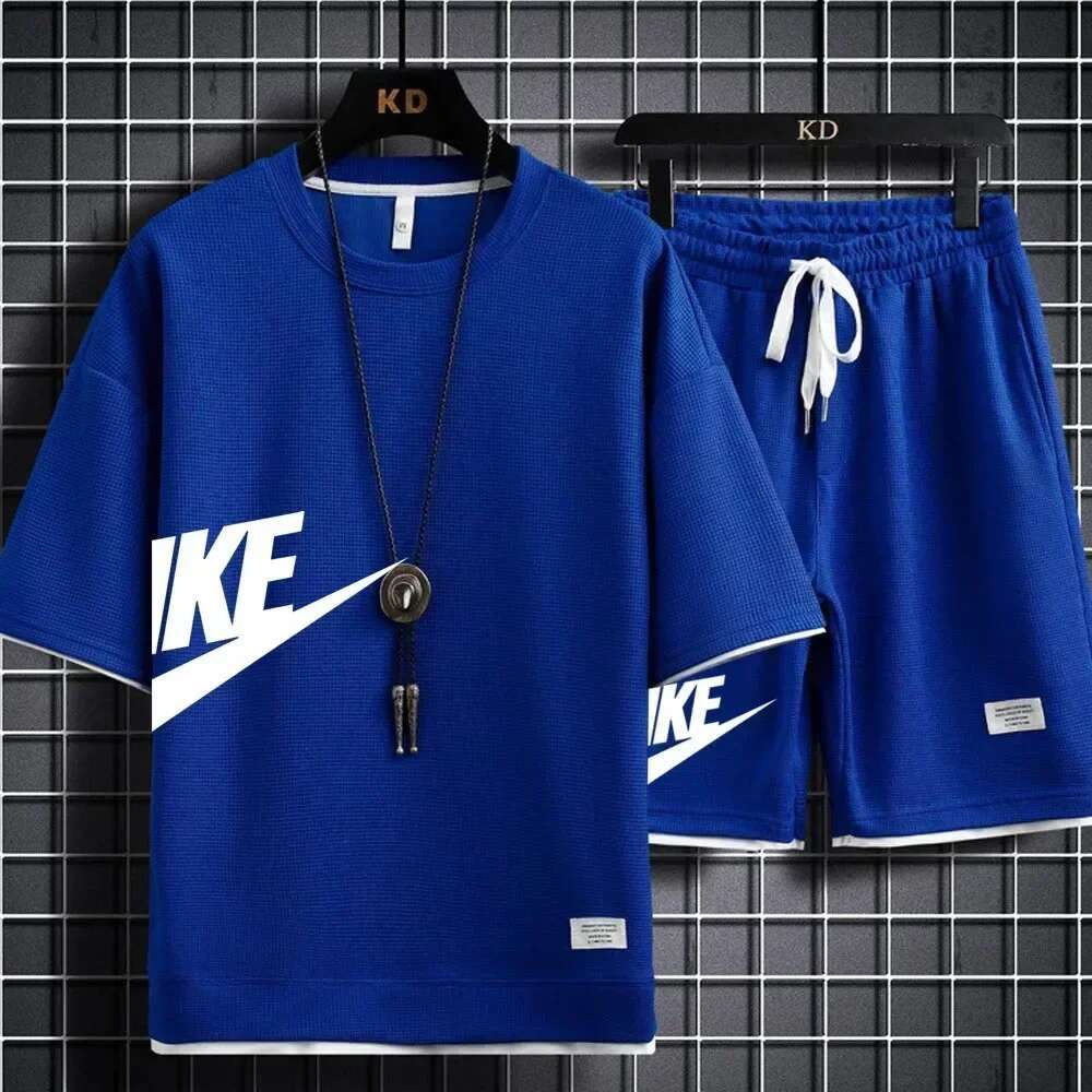 2025 Men's casual two-piece tracksuit Short sleeve and pants Summer Sports Fiess Jogging men's waffle suit fake two pieces