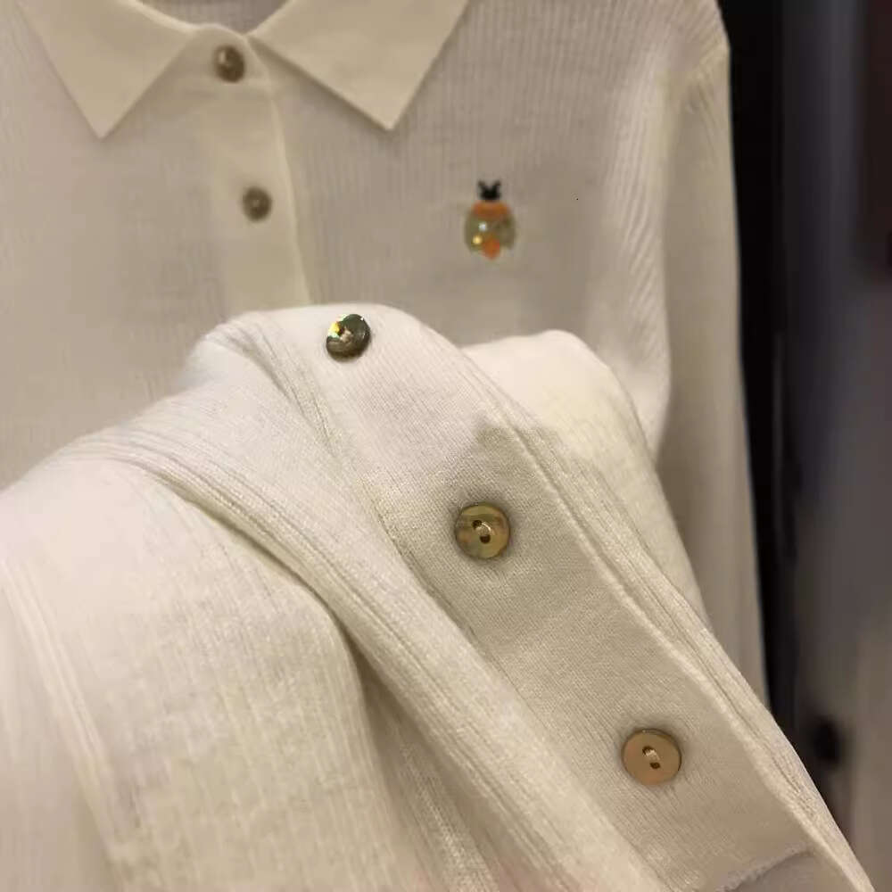 Soft and delicate texture, carefully selected ultra-fine French Polo collar embroidered bead wool knitted cardigan for women