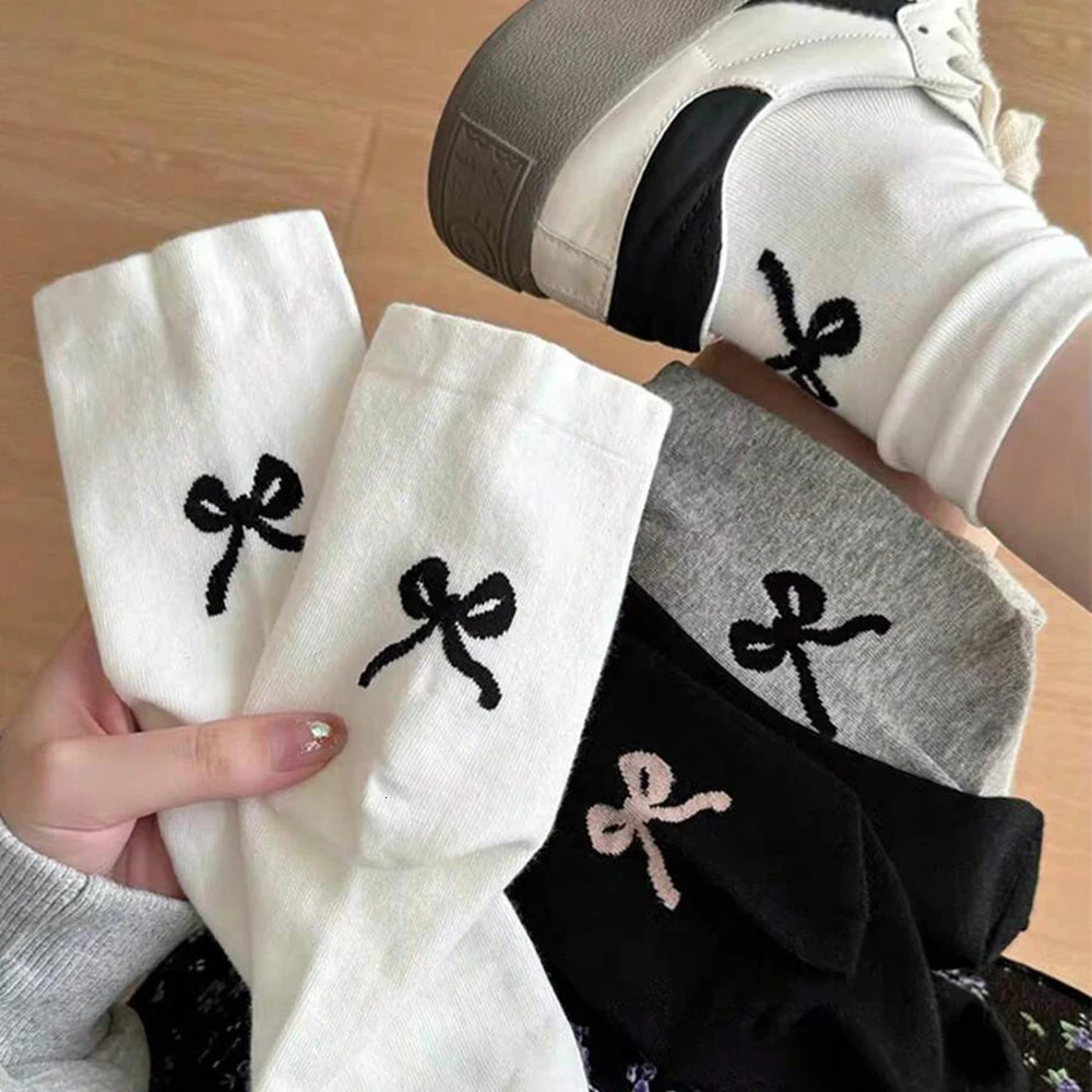 3 Pairs Women Bow Tie Mid Tube Socks Fashionable Round Neck Ballet Style Solid Color Cute Soft And Comfortable Casual Socks 250409