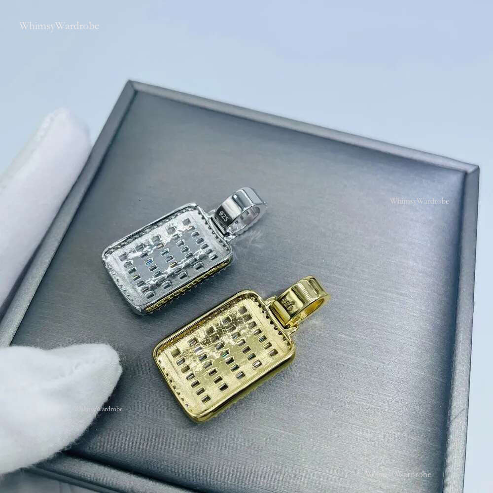 Hip Hop Jewelry VVS Moissanite Rapper Lced Out Customize Sterg Sier Shield Pendant