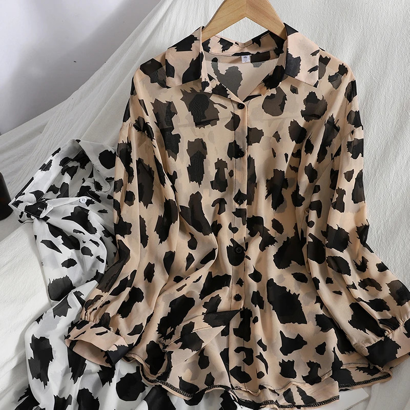 Womens chiffon cardigan vintage leopard print zebra long sleeved casual loose top Korean fashion classic highend item 250409