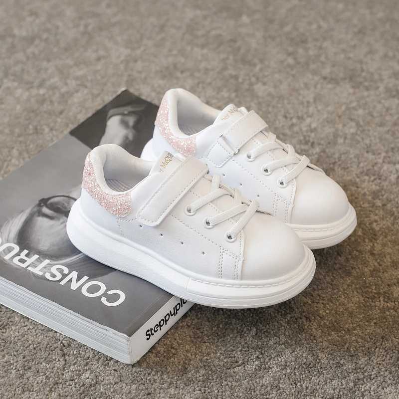 Childrens tennis shoes white leather childrens sports shoes girls fashionable spring and autumn waist boys school walking shoes version X250409