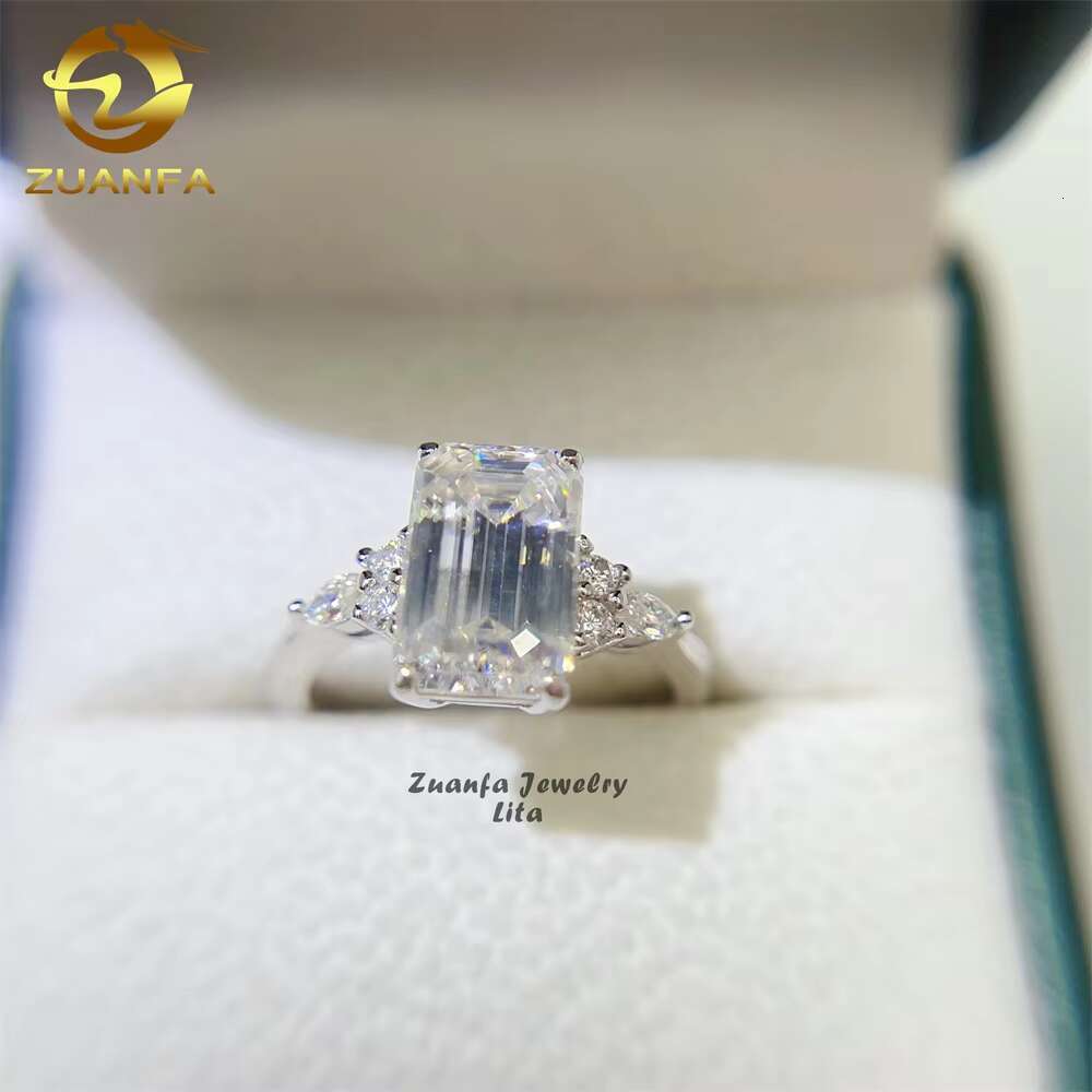 Wholesale Price Top Quality D VVS Diamond 925 Silver Emerald Cut 7*11mm Engagement Wedding Moissanite Ring