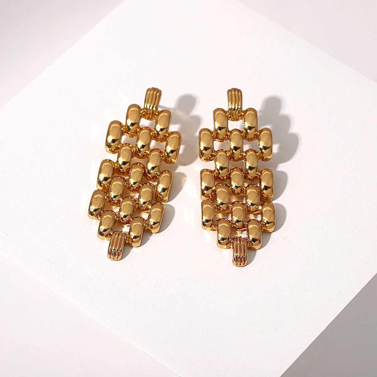 AENSOA 2022 New Exaggerated Simple Hollow Geometric Metal Earrings Womens Creative Unique Design Drop Earrings Punk Jewelry Z250408