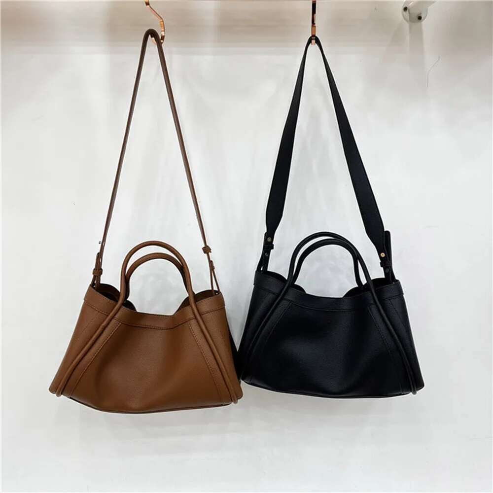Large Capacity Soft Leather Satchel Classic Solid Color Simple Casual Tote Bags Ladies Single Shoulder Handbag Shopper Bag