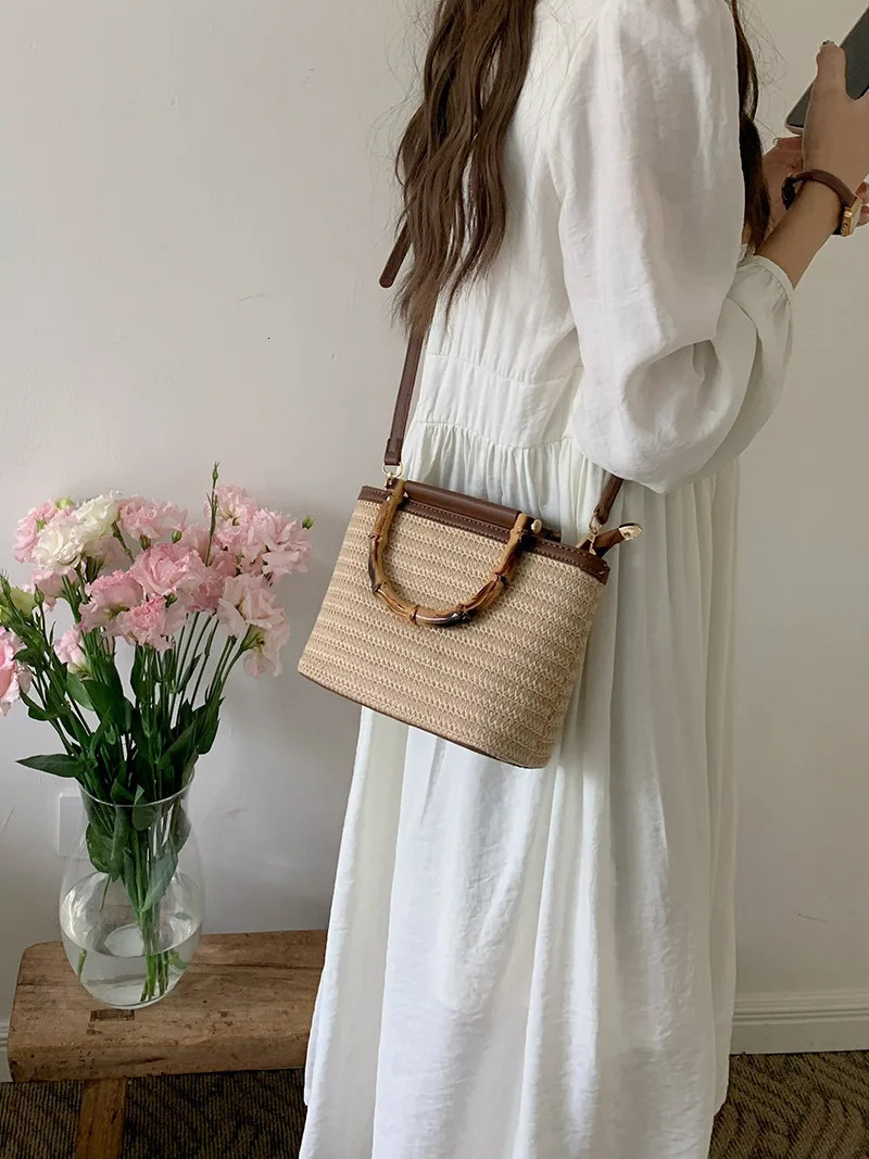 niche cross body bag woven small for womens texture handheld summer 250408
