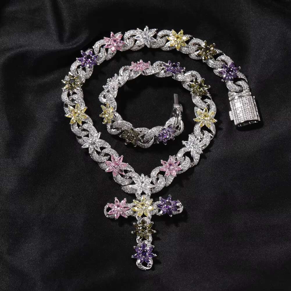 UWIN 2025 New Fashion Pendent Necklace Cross Necklace Flower Design Chain Artificial Jewelry Woman Necklace Hip Hop Jewelry