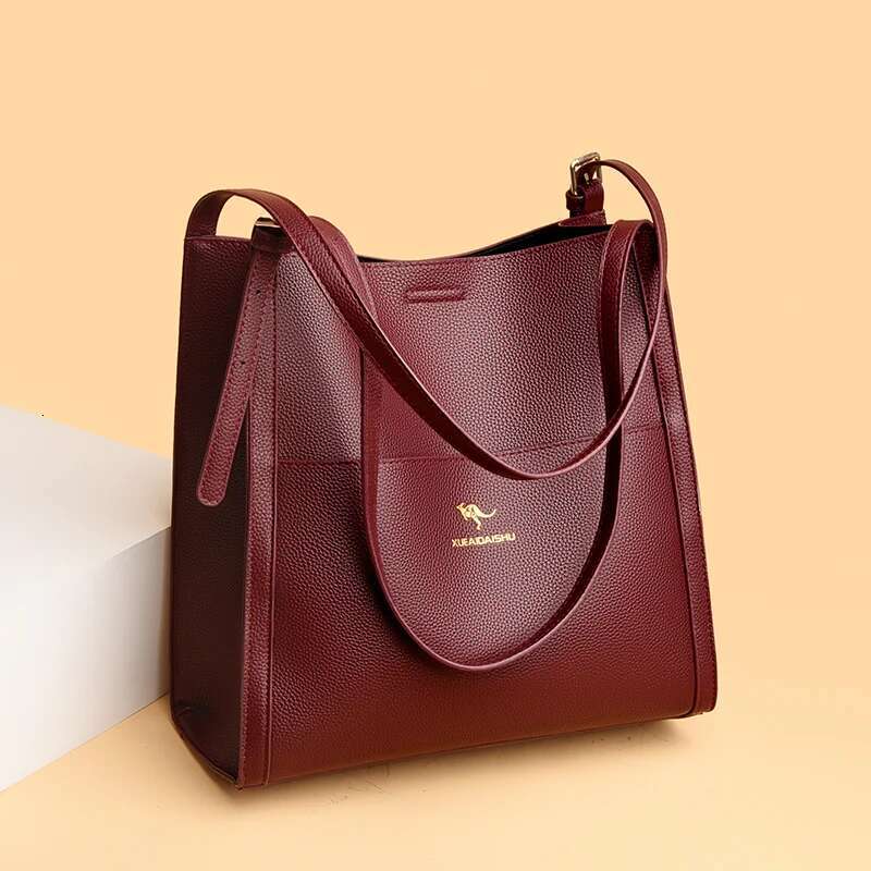 2024 New Leather Bucket Shoulder Women Purses Fashion Underarm Satchel Messenger Bag For Shopping Large Capacity Tote