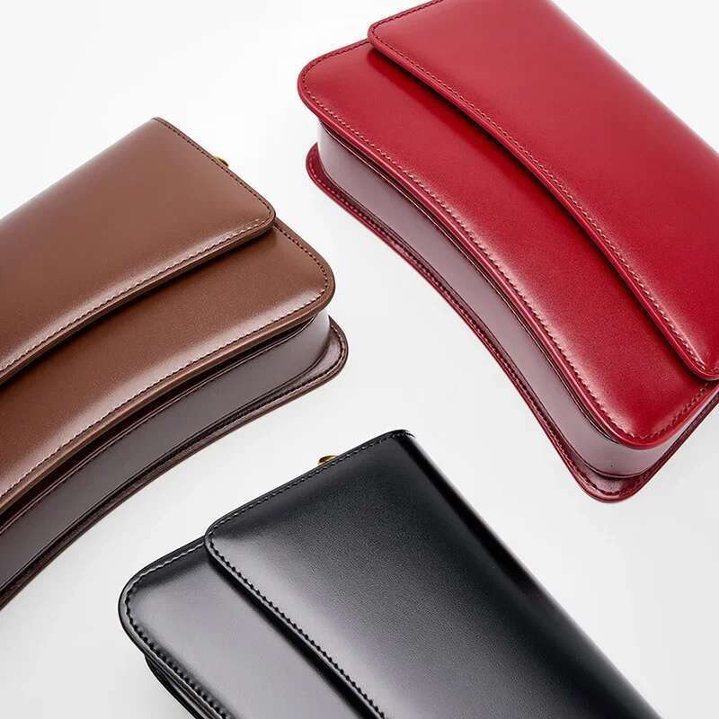 New 2024 Spring French Style Small Box Shape Flap Messenger Glossy Split Leather Women Crossbody Shoulder Bag Daily Purse