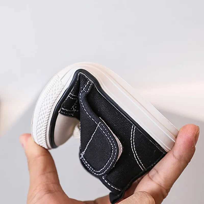 2024 new baby shoes canvas high top childrens casual shoes with soft rubber soles fashionable little boys and girls sports shoes X250409