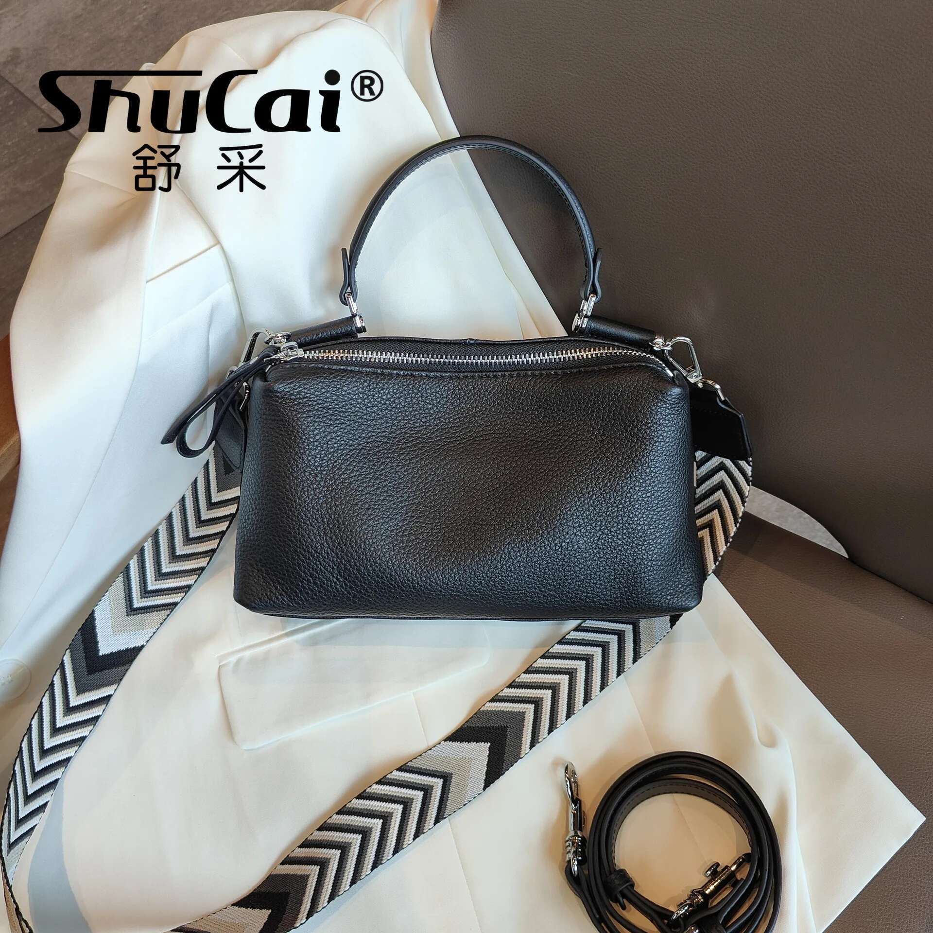 Genuine New Ladies Handbag Commuter Soft Leather Head Layer Cowhide Single Shoulder Crossbody Bag