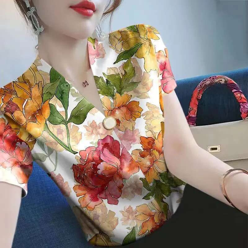 Summer New Style Fashion Simplicity Office Lady Striped V-neck Short Sleeve Tshirt Women Clothes Elegant All-match Casual Tops