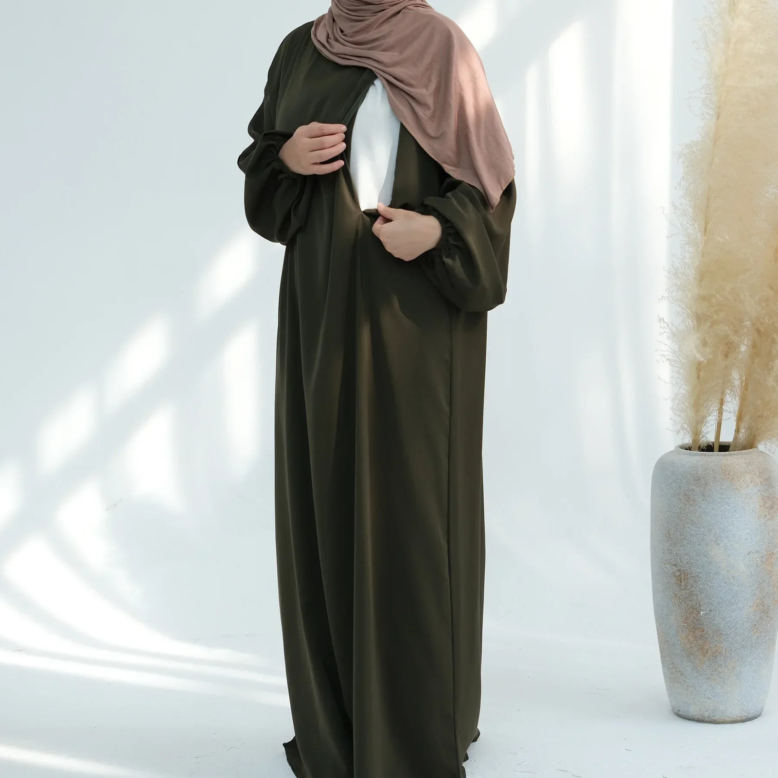 Womens dress soft Nida care mother Abaya with side zipper front Islamic clothing puff sleeves breastfeeding humble 250409