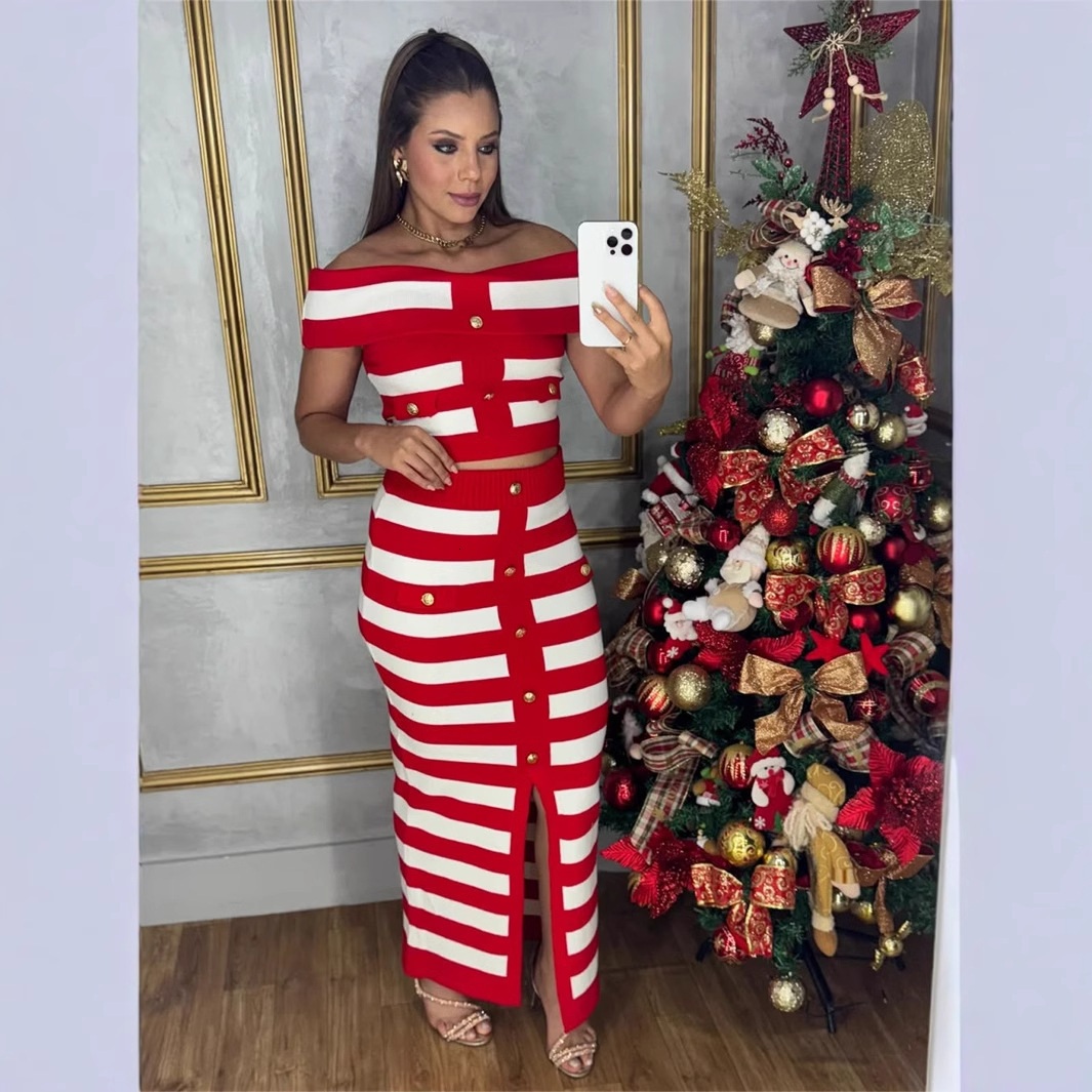 2025S Designer Women s Set New fashionable slim fit sexy striped contrasting one shoulder short top hip hing long skirt set for women