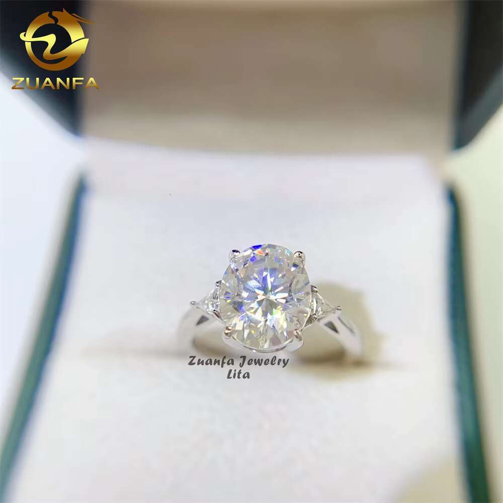 Competitive Price 3 Stones 5ct Oval Cut 925 Sterling Silver Women Wedding Moissanite Engagement Rings