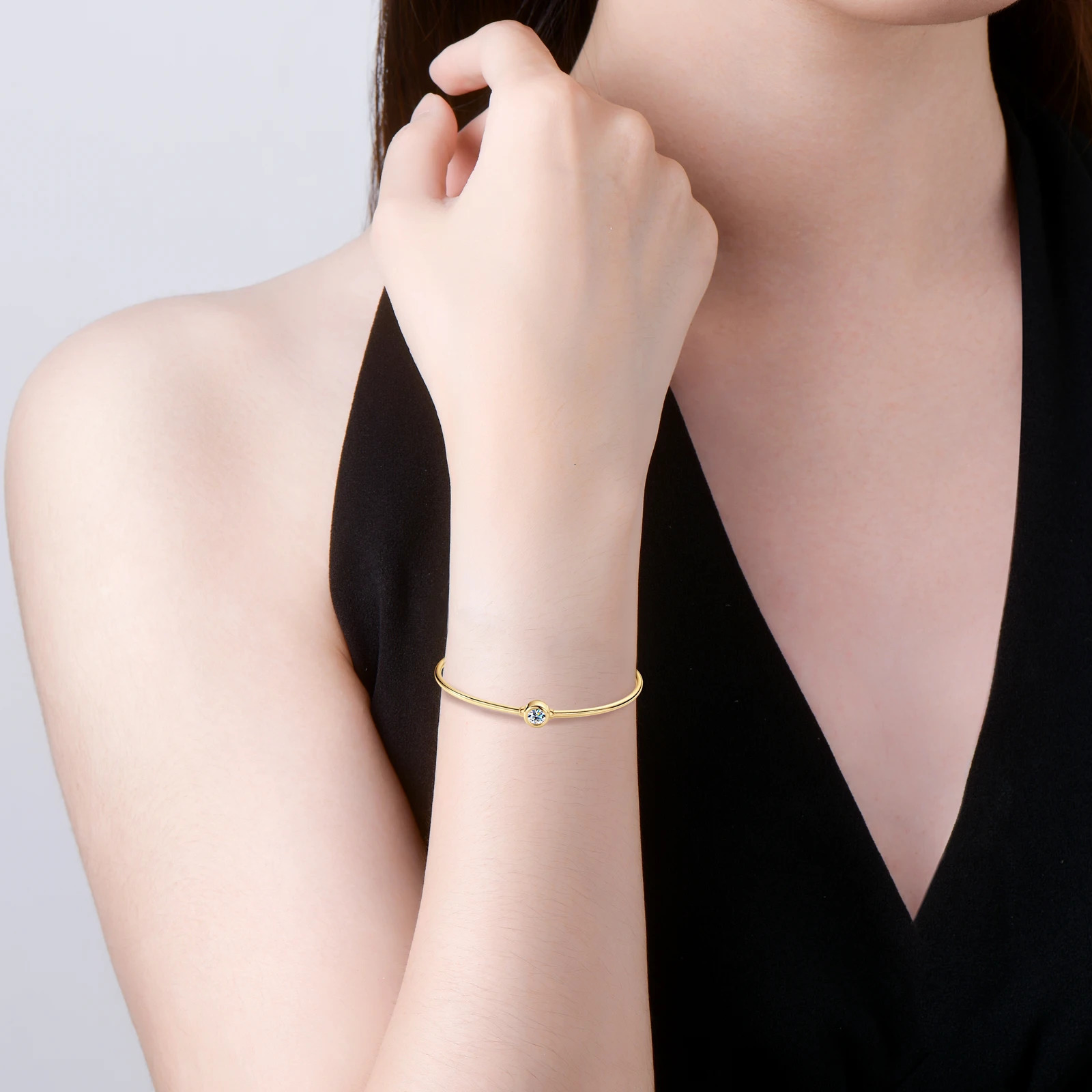 0.5CT Bangle Bracelet 18K Gold Plated 925 Sterling Silver Classic Bangle Bezel Set Diamond Bracelet for Women Gifts 250408
