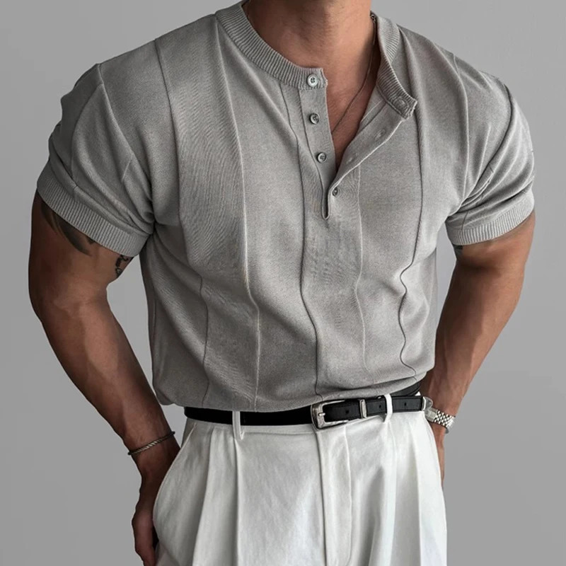 Fashion pleated knitted mens T-shirt for spring and summer casual pure color knitted mens retro button O-neck knitted T-shirt 250402