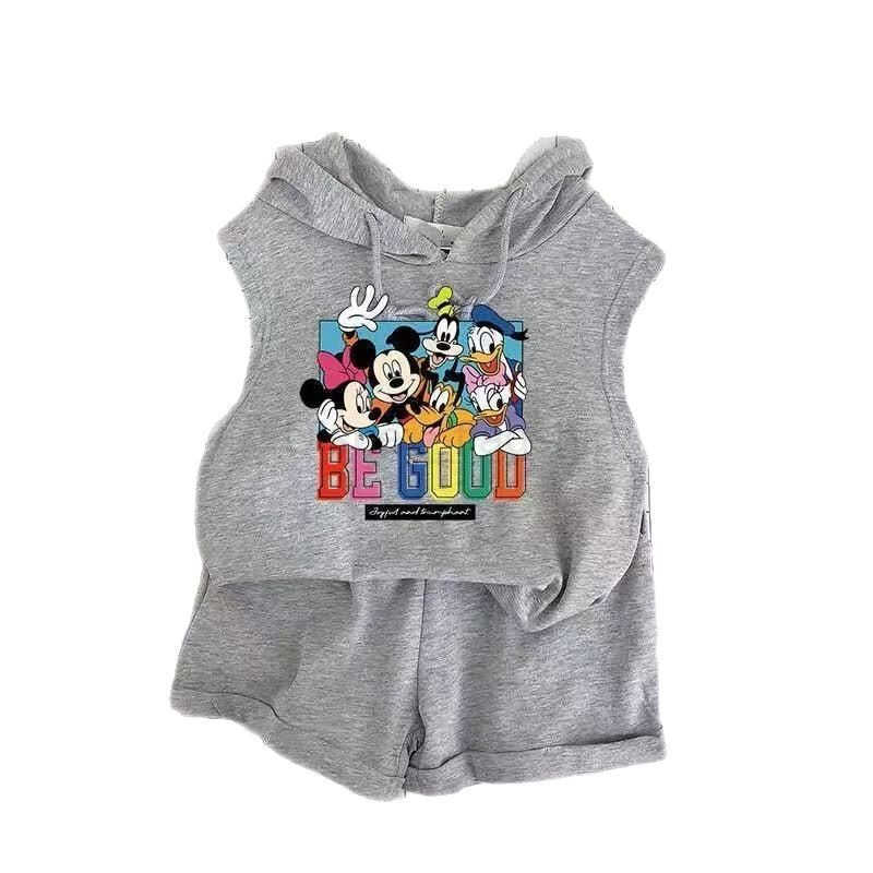 Disney 2025 Summer New Childrens Mens and Womens Baby Tank Top Hooded Set Shorts Small and Medium Childrens Western Style Set Two Piece SetXJ250409